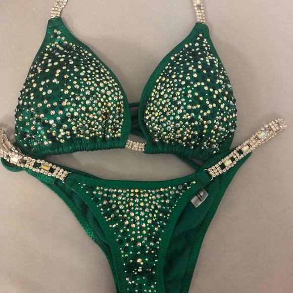 Bikini competition suit Green rhinestone bikinis - Picture 2 of 8